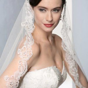 Bel Aire Bridal - Cathedral Mantilla Veil